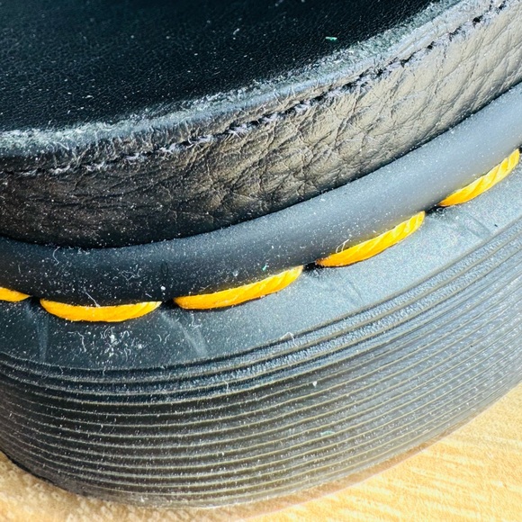 Dr. MARTENS SANDAL - Picture 7 of 11